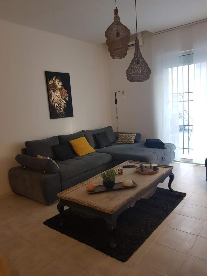 Le J&J Appartement Spacieux Climatise En Centre Ville 塞特港 外观 照片