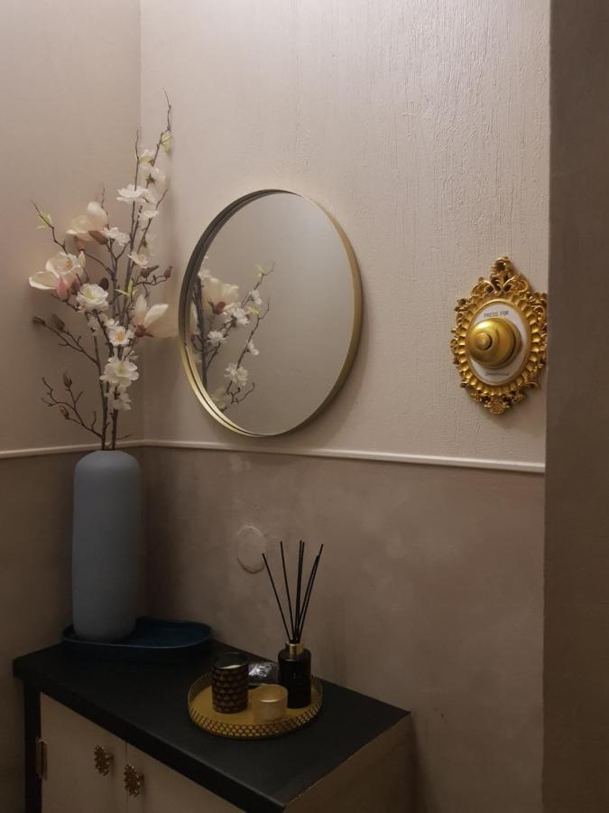 Le J&J Appartement Spacieux Climatise En Centre Ville 塞特港 外观 照片
