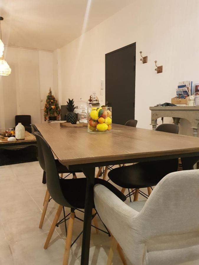 Le J&J Appartement Spacieux Climatise En Centre Ville 塞特港 外观 照片