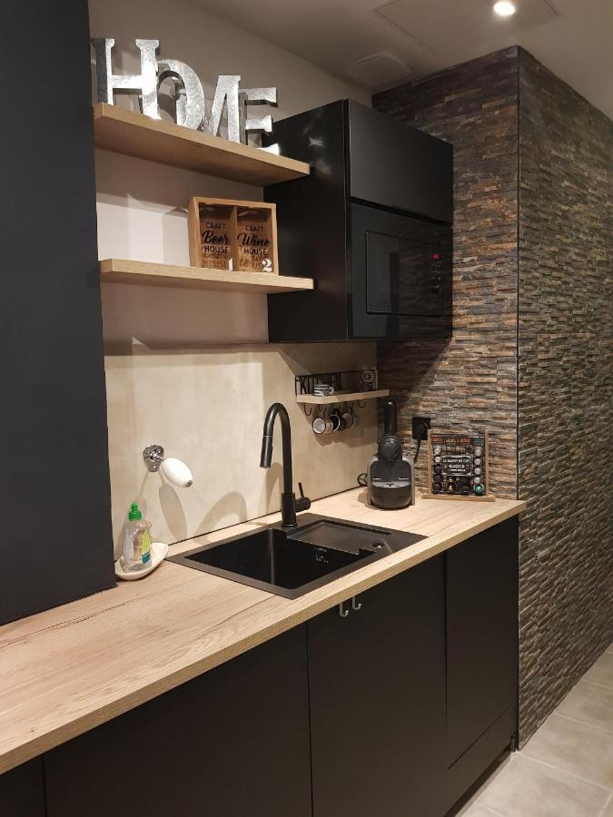 Le J&J Appartement Spacieux Climatise En Centre Ville 塞特港 外观 照片