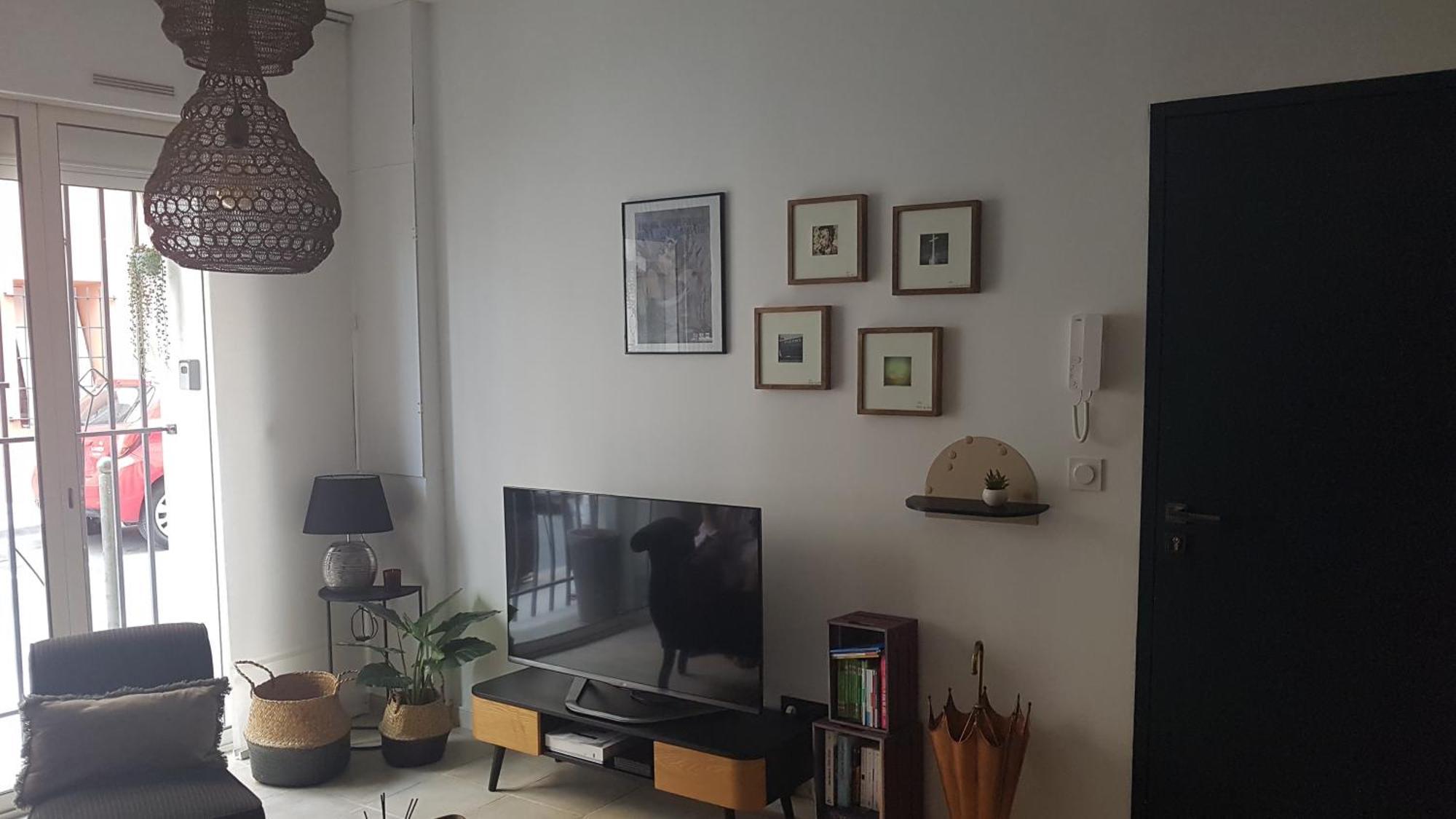 Le J&J Appartement Spacieux Climatise En Centre Ville 塞特港 外观 照片